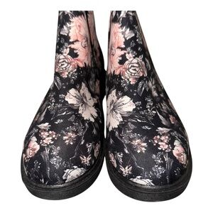 ROGUE + WOLF Vintage Peonies‎ Vegan Suede Women's Chelsea Boots 6M Boho Floral